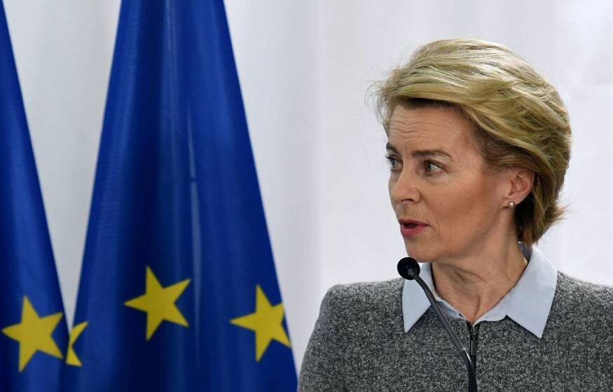    «Остановите Гитлера Урсулу»: Европейцы обрушились на главу Еврокомиссии за антироссийскую политику