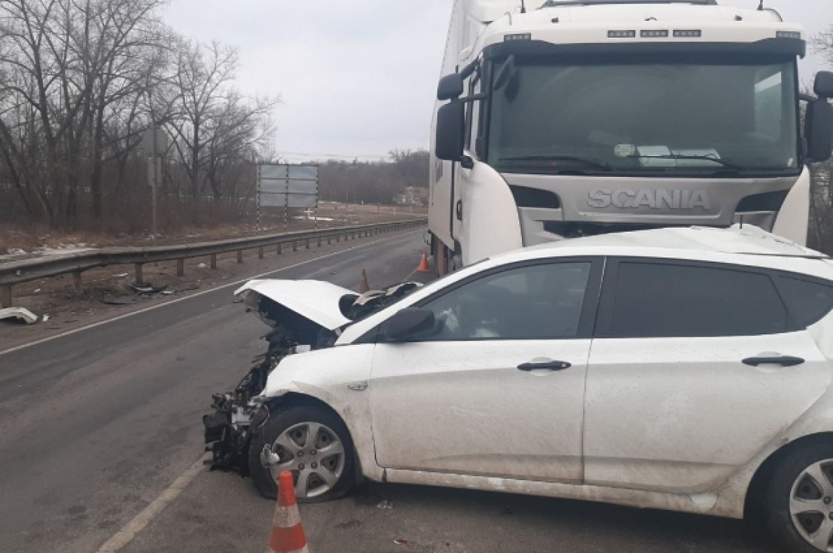    В ДТП с фурой в Курской области пострадали женщина и двое детей