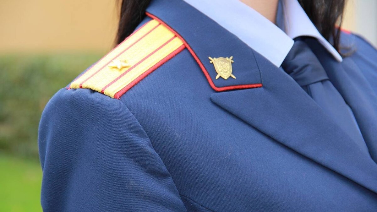     В Хакасии сотрудники Управления капитального строительства отдохнули в Санкт-Петербурге за счет республиканского бюджета. Свое путешествие по документам они оформили как «командировку».