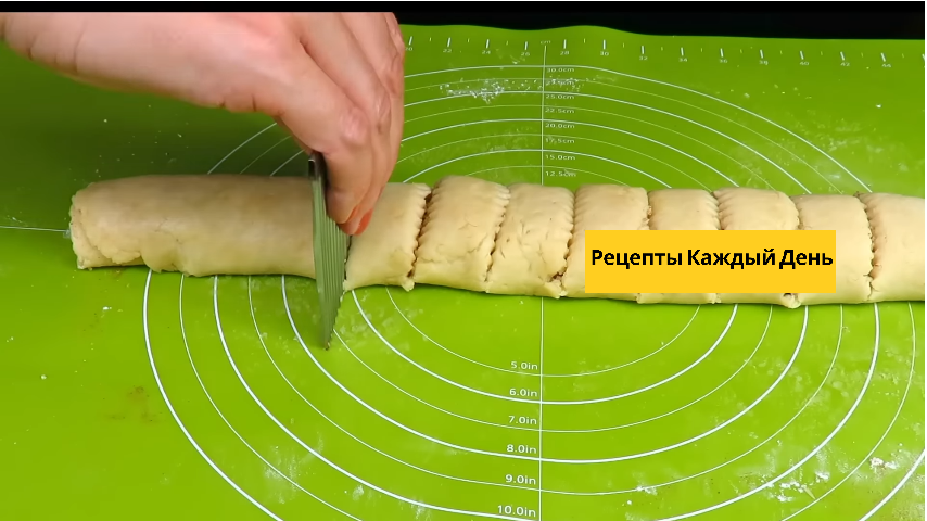 Нежное слоеное печенье за час: простой рецепт