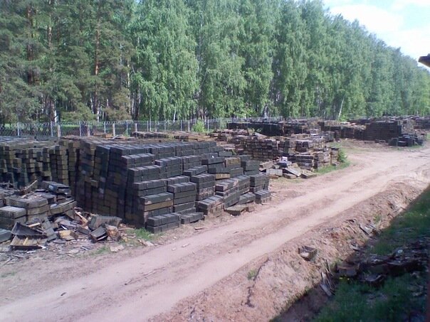 Вот примерно так, только в степи. Фото из инета.