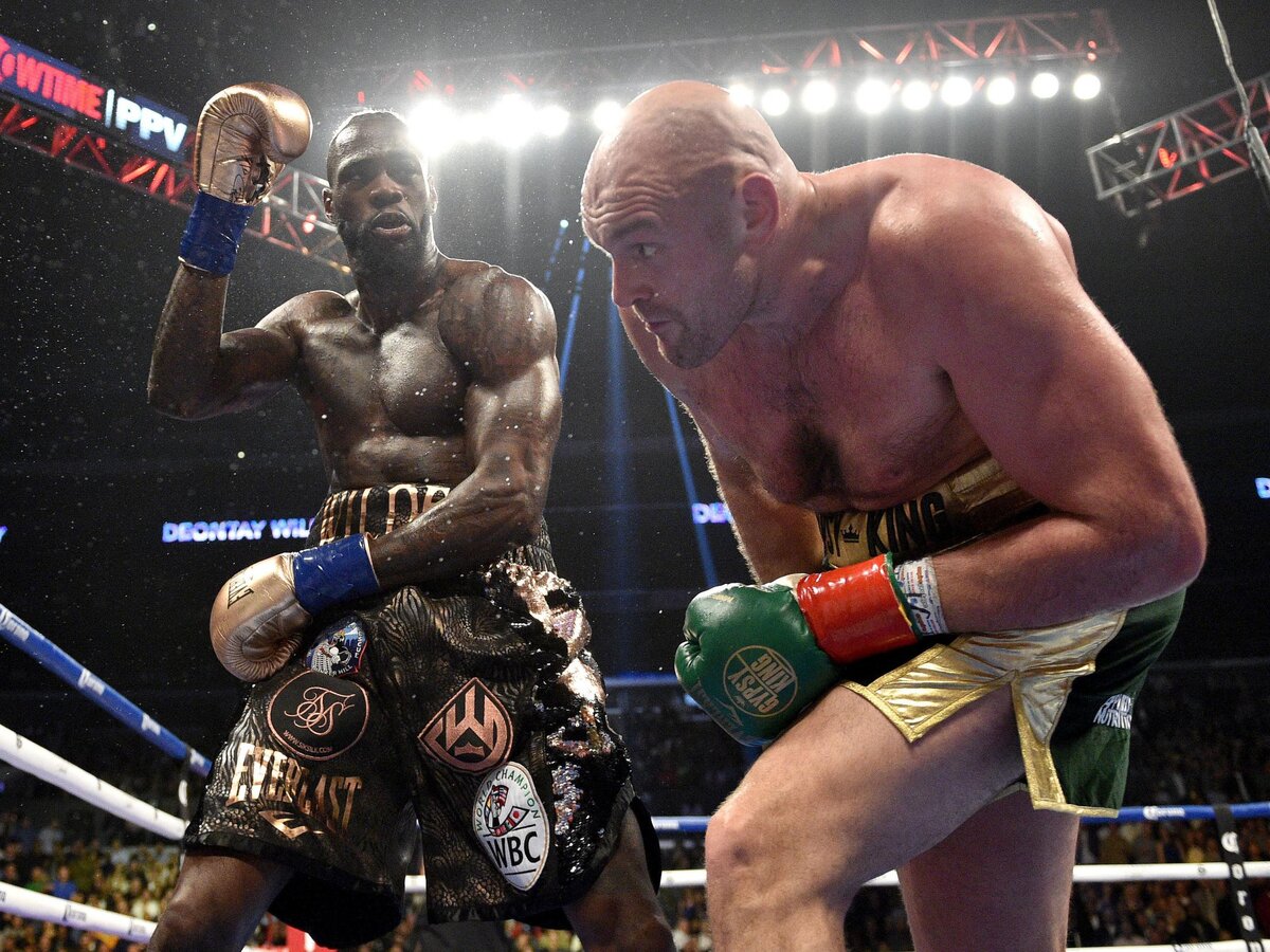 Бой чемпиона мира (WBC) Деонтея Уайлдера и британца Тайсона Фьюри, который состоялся 1 декабря 2018 года.