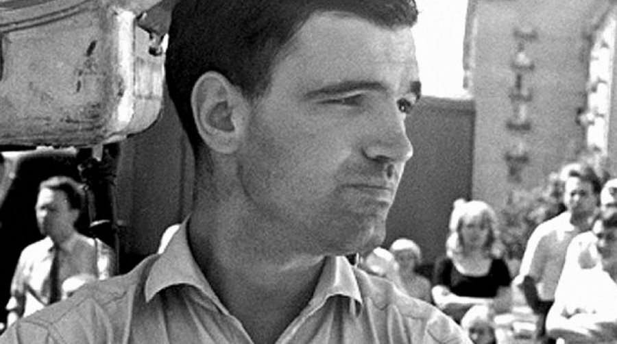 "Все дело не в Советском Союзе, а в собственном несовершенстве." 


