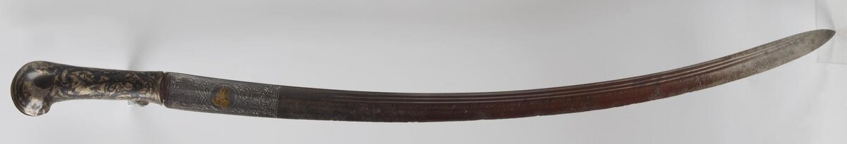 Шашка с турецким клинком и русской рукоятью из собрания Эрмитажа.