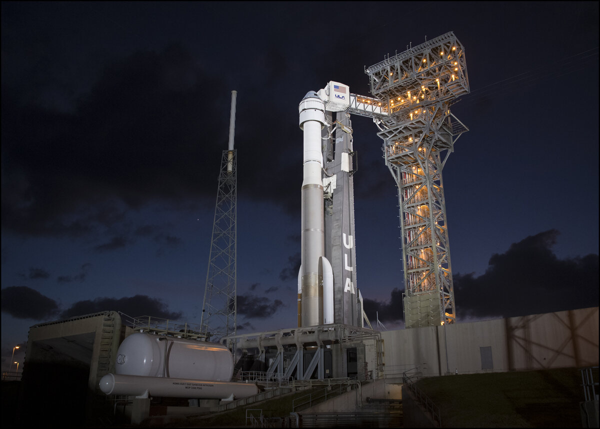 Boeing CST-100 Starliner на ракете-носителе Atlas V  перед стартом (источник: NASA)