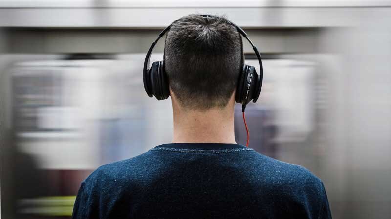 Подкасты на Яндексе и Вконтакте