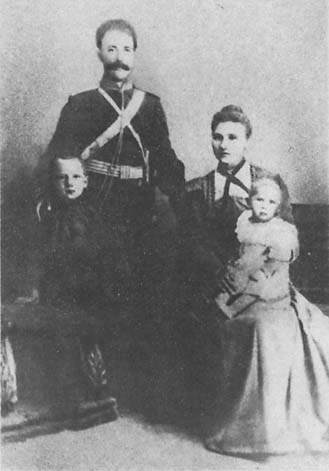 Филипп. Миронов с женой и детьми.