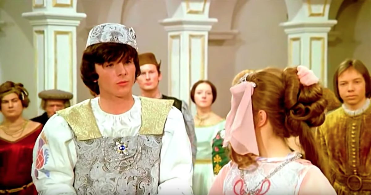 Кадр из фильма "Три орешка для Золушки"