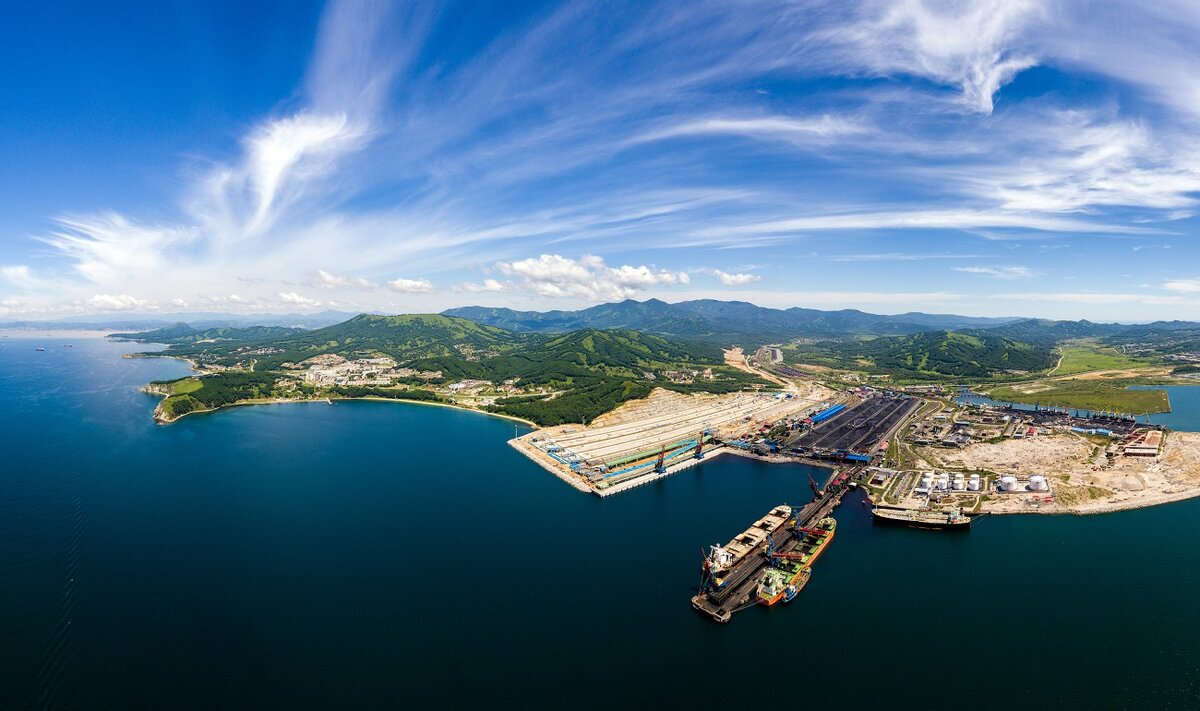 Порт Аврора. 