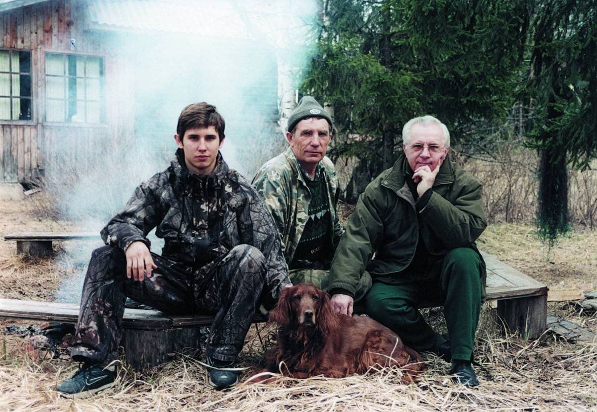 Че че та так охота куражу. Охотник. Охота на блогеров. Черный ворон особенности национальной охоты. Че че та так охота куражу.