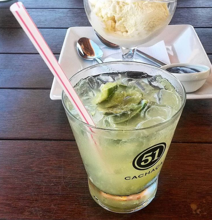 Бокал с символикой производителя главного ингредиента)