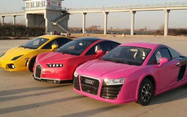 В арсенале фирмы Shandong Qilu Fengde есть "кузова" для своих "электроколясок" в стиле Bugatti, Lamborghini и Audi