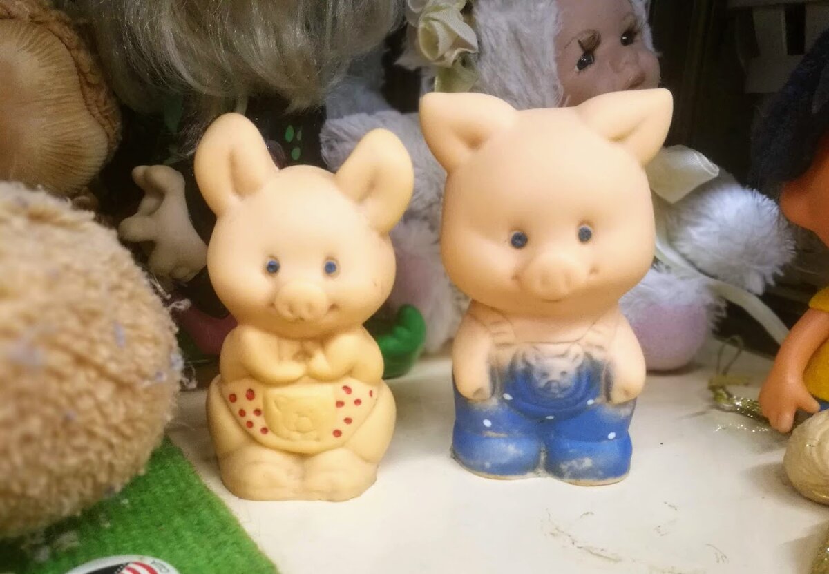 Советски игрушки ПВХ Симпатичные хрюшки.