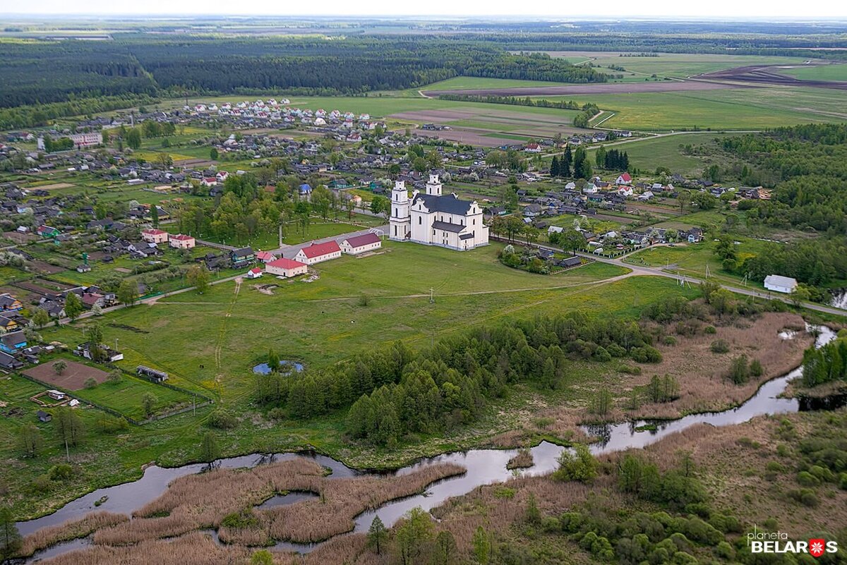 Поселок Будслав. Беларусь. Фото: https://planetabelarus.by/tours/ekskursii-po-belarusi/mir-belorusskikh-mestechek-minsk-budslav-glubokoe-mosar/