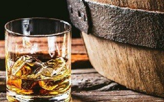 Дубовые бочка из белого дуба.