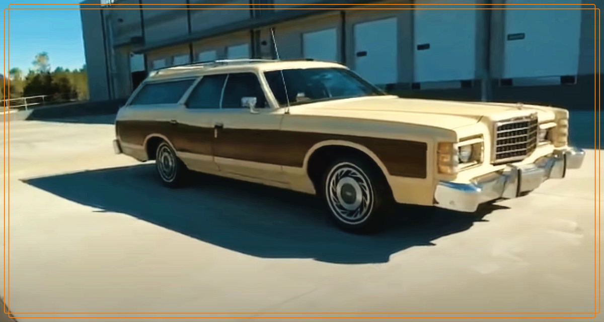 Ford Сountry Squire, 78 года. 