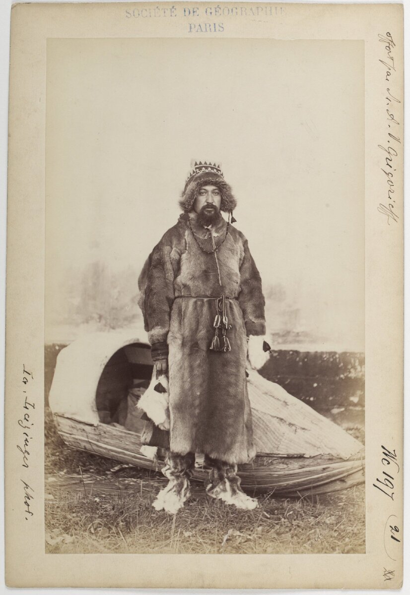 Лопарь в национальном костюме.-фото 1887 г Я.И.Лейцингер