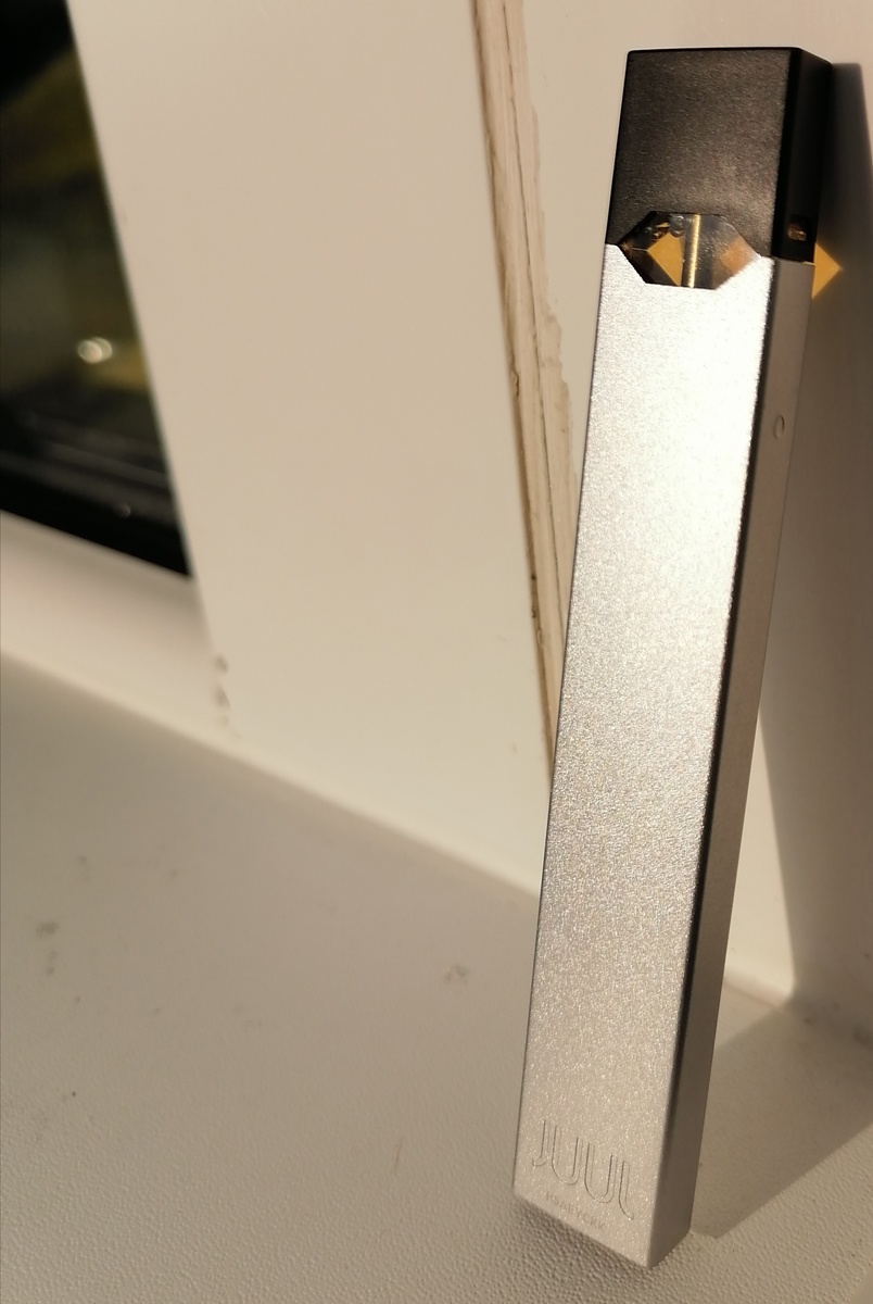 Стоимость 1.500р + 2 катреджа(солевая жидкость)