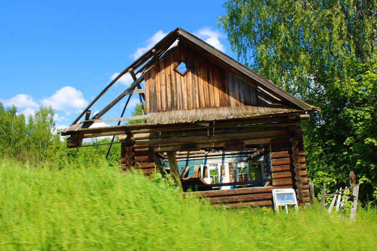 Деревня в Нижегородской – Шевелино, заехали посмотреть и были удивлены, что  место опустело, пару домов люди используют как дачи | Под зонтиком | Дзен