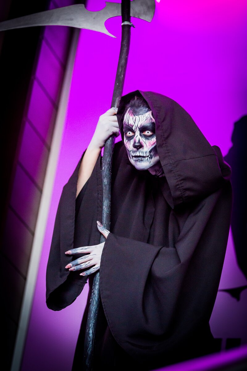 Елена Елтукова - педагог по танцам. Работа GRIMARTE. Перед концертом группы "НАИВ". 2019 г. 