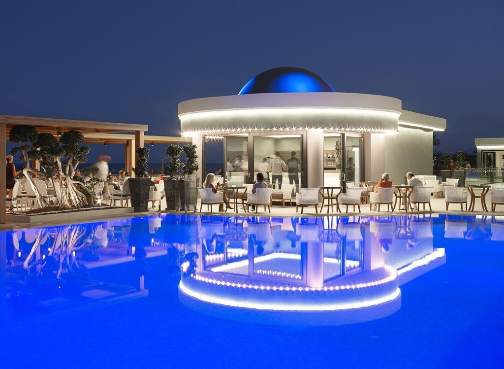 В Mitsis Alila Resort & SPA продуманы все детали для  того, чтобы гости смогли отдохнуть от городского шума и в полном мере  насладиться cредиземноморской атмосферой.
