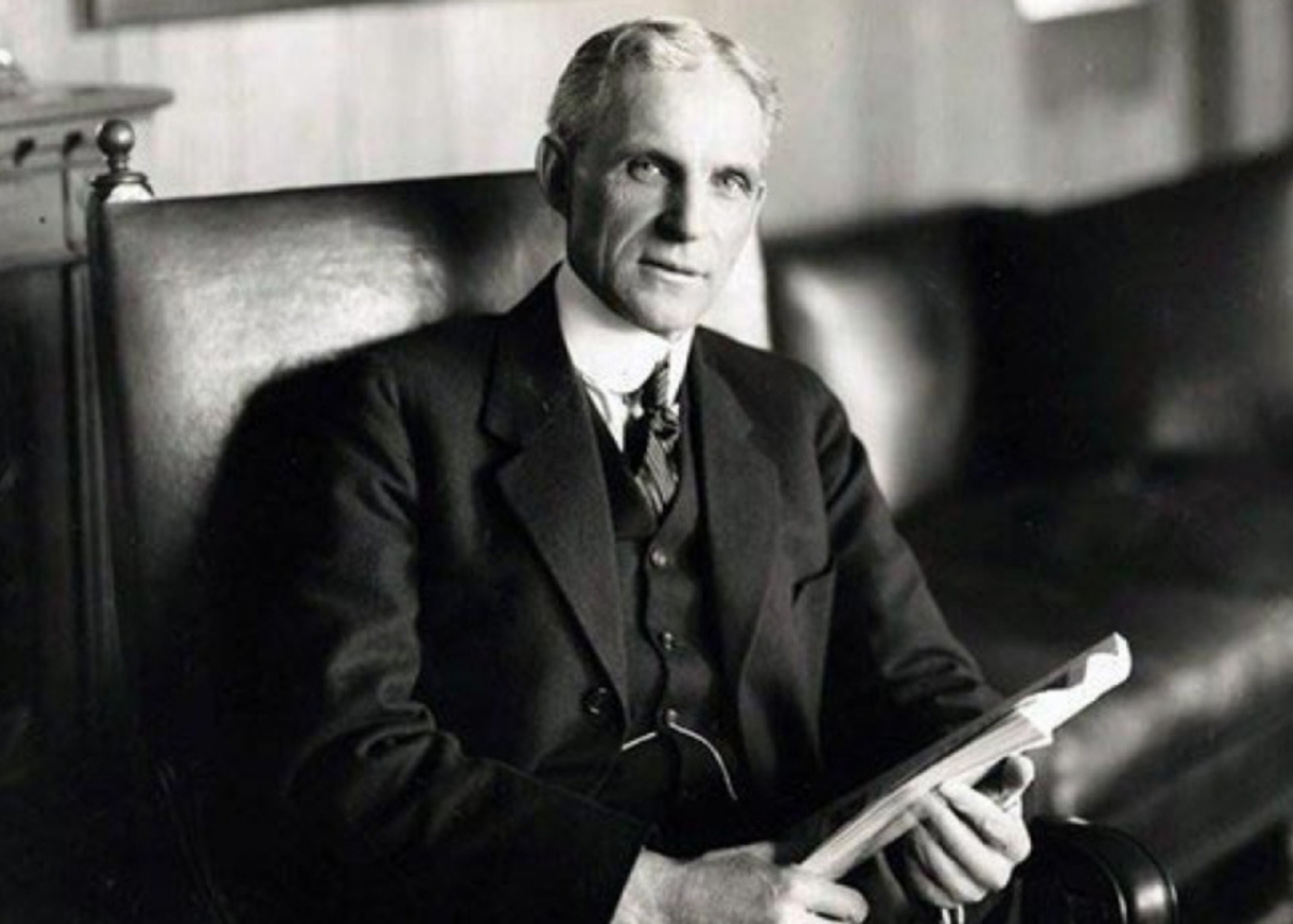 фотосток LOON, обработано в Канва.