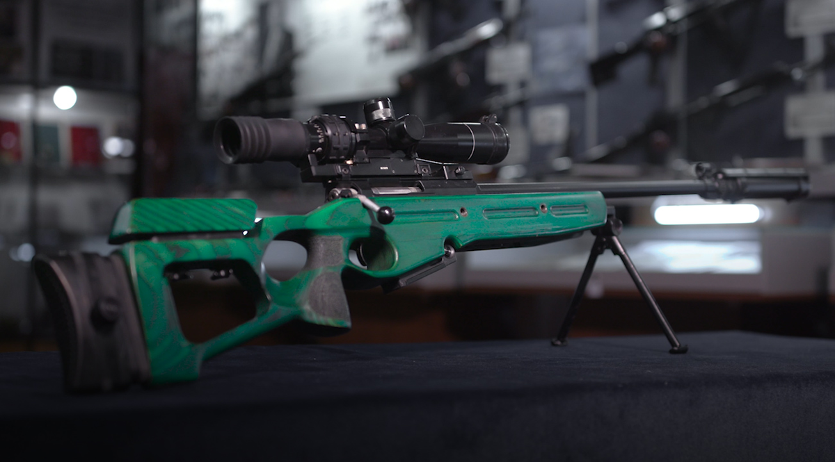 СВ-98 в классической ложе из ламината | Источник: Калашников Медиа