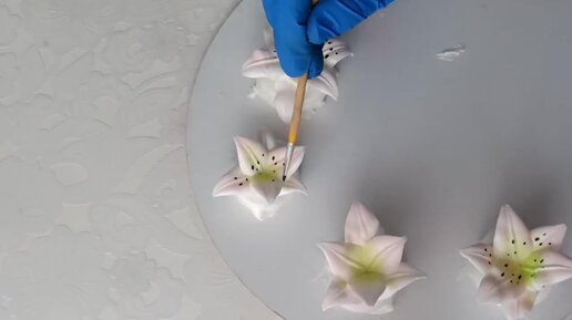 Как сделать вафельные цветы для торта своими руками