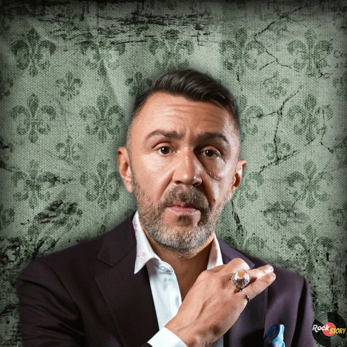 На фотографии: Сергей Шнуров