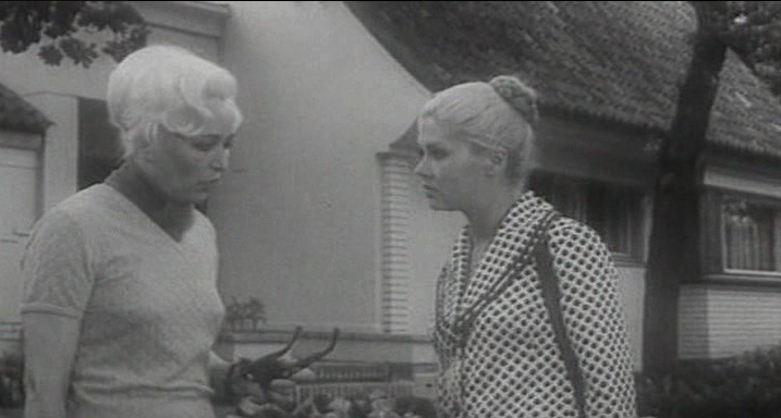 шах королеве бриллиантов фильм 1973. шах королеве бриллиантов 1973. лилита озолиня шах королеве бриллиантов 1973. шах королеве бриллиантов фильм 1973. шах королеве бриллиантов.