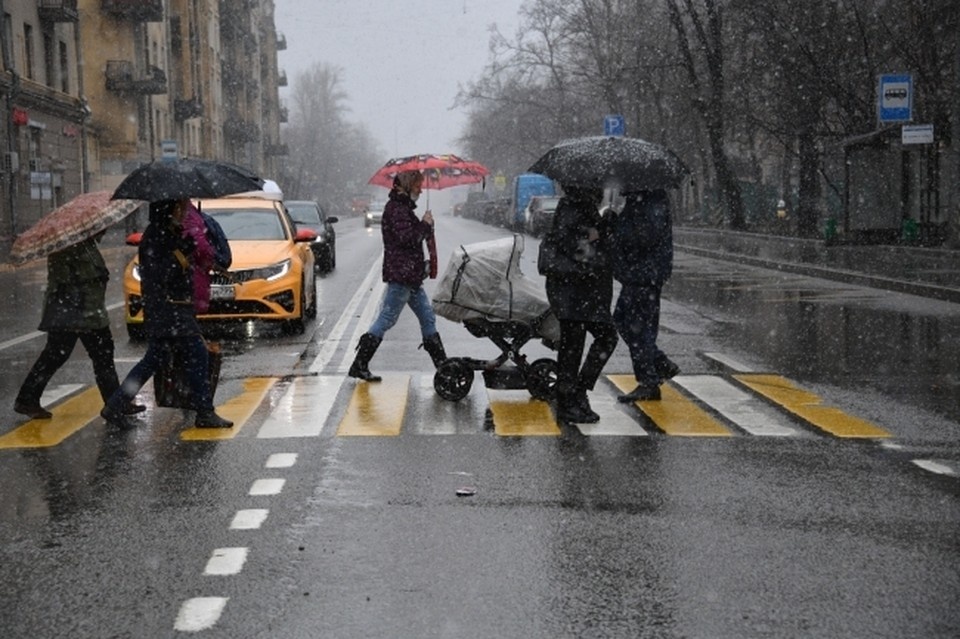     Водителей в Подмосковье предупредили об осадках и гололедице в выходные Михаил ФРОЛОВ