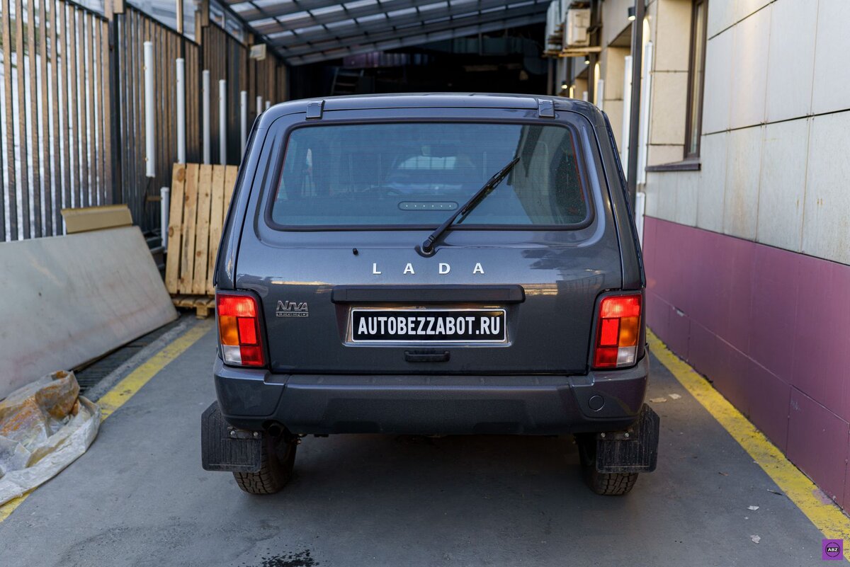 LADA Niva в матовый Llumar — такой проект у нас впервые | ABZ Детейлинг ...