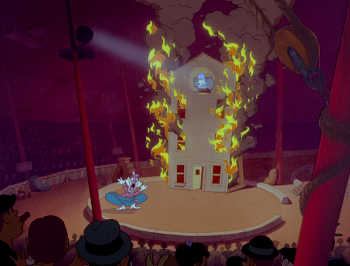 Те самые выступления Дамбо, после которых другие слоны стали еще больше его презирать.