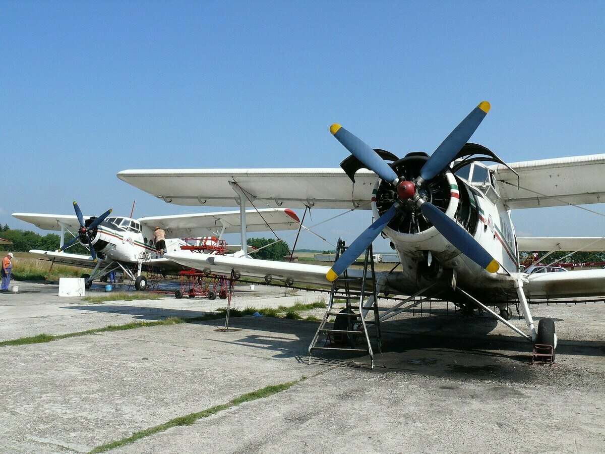 Самолет Ан-2