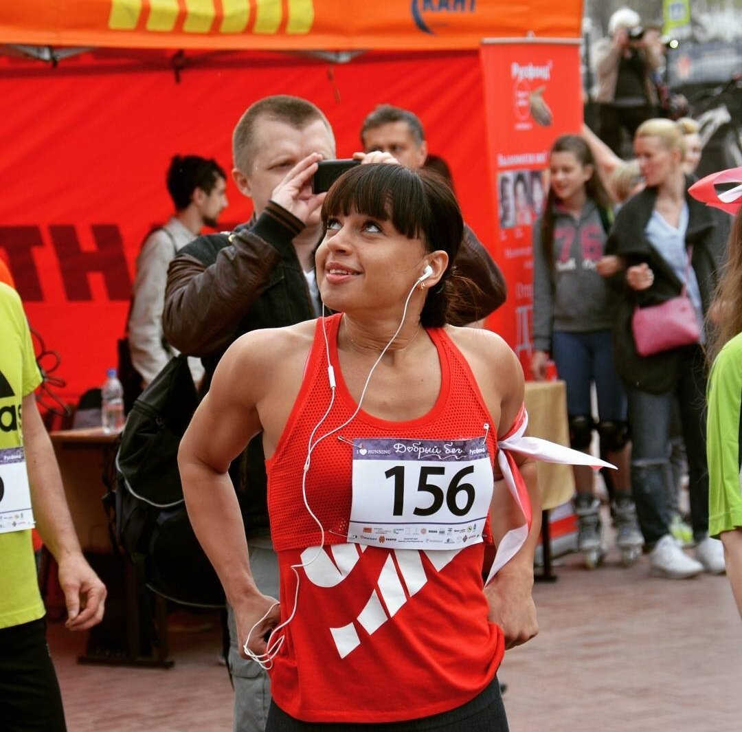 Л спорт личный. Королева бег. Королева в бегах. Носова Анна Алексеевна Бебиг. Центр спортивной информации Анна Носова.