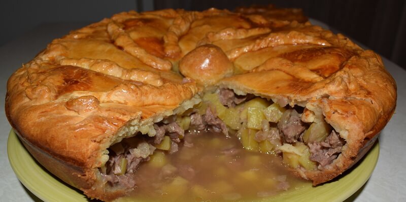 Пирог по татарски с мясом и картошкой