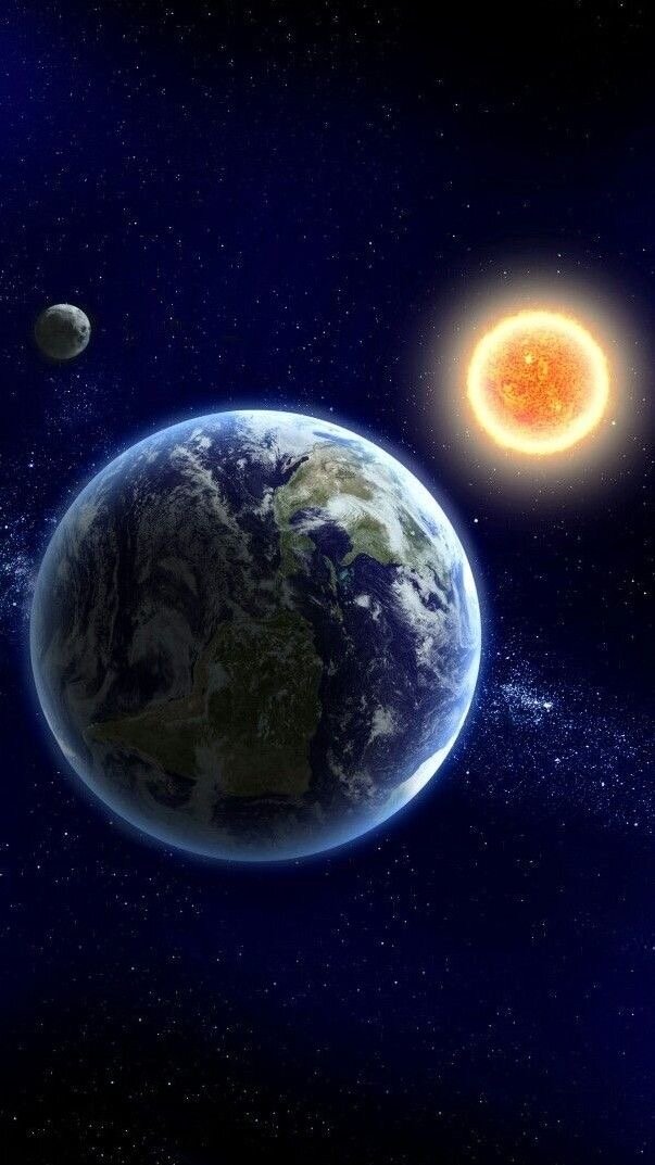 По объему солнце больше земли в 1,3 миллиона раз. 
