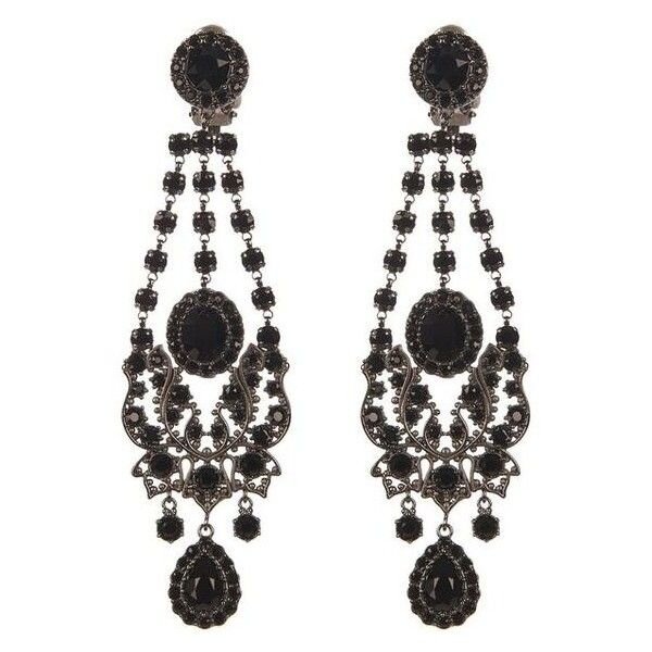 Готические серьги. Источник: Pinterest