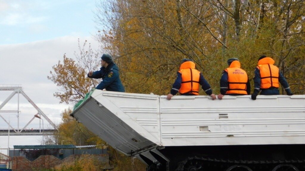     С сегодняшнего дня и до 25 августа в реках Приморья ожидается подъем воды из-за сильного дождя. Спасатели уже готовы помогать населению при необходимости.