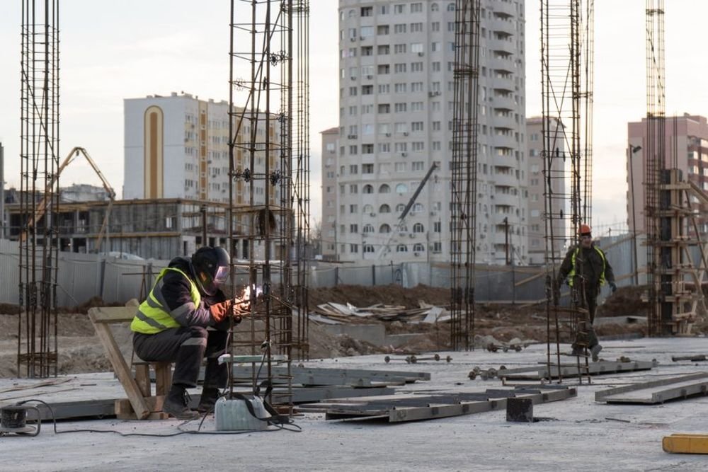 Возведение школы в Гагаринском районе Севастополя. Фото: sev.gov.ru 