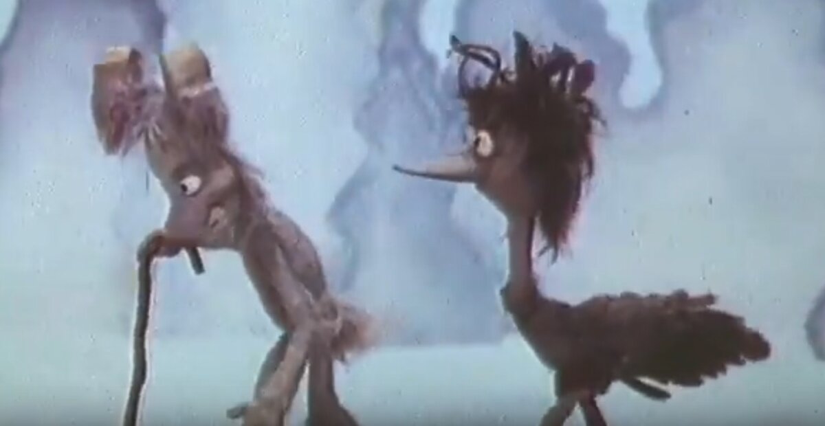 кадр из мультфильма "Влюбчивая ворона"