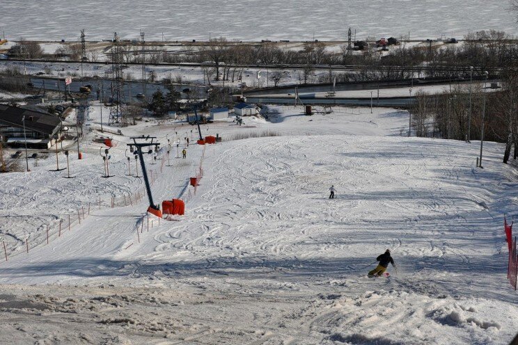 Горнолыжный комплекс «Ленинские горки» в Ульяновске. Фото 2016 года