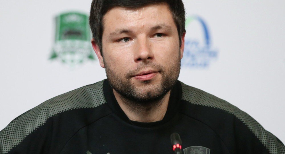 - Перед первым матчем вы разбирали "Валенсию" по видео. Теперь можно это сделать вживую. Скорректируется ли от этого план на игру?
