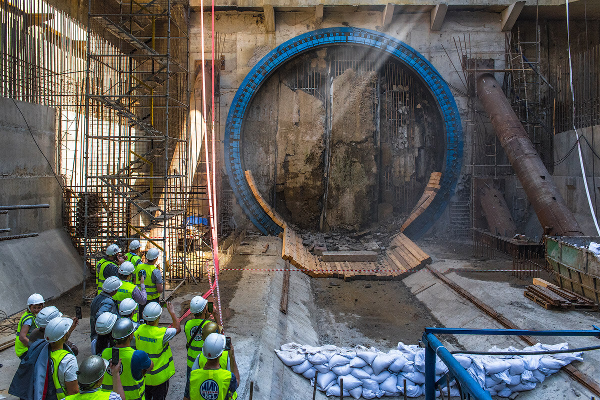 1.  Ура! Сбойка!

