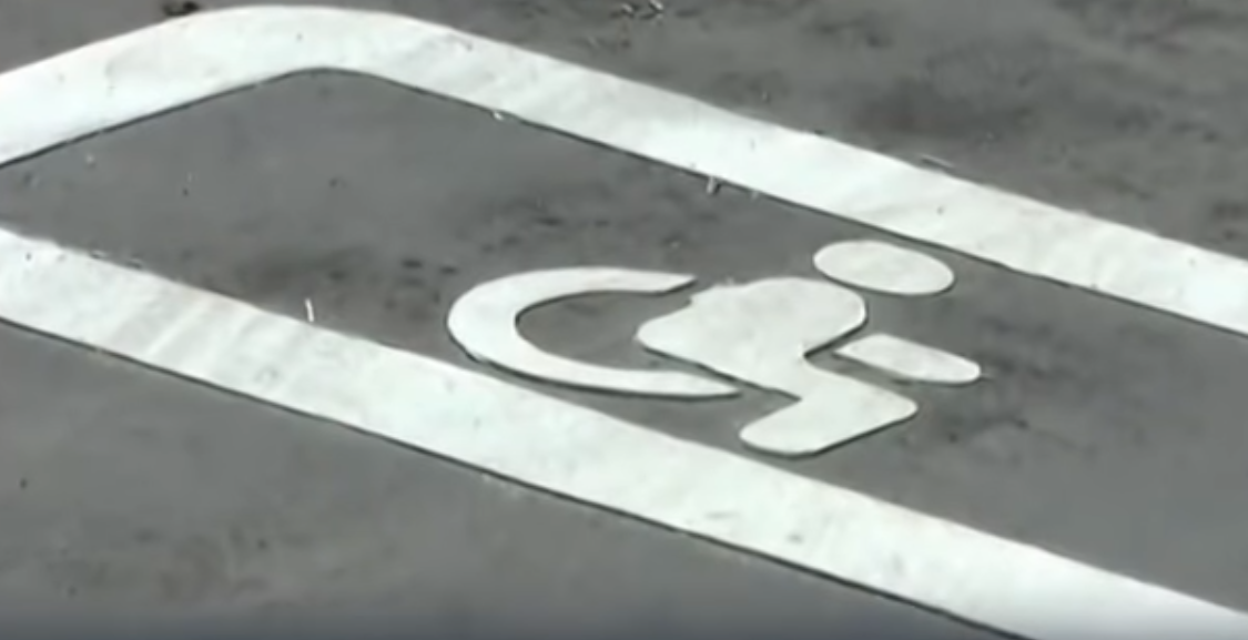 парковка для инвалидов и людей с ограниченными возможностями