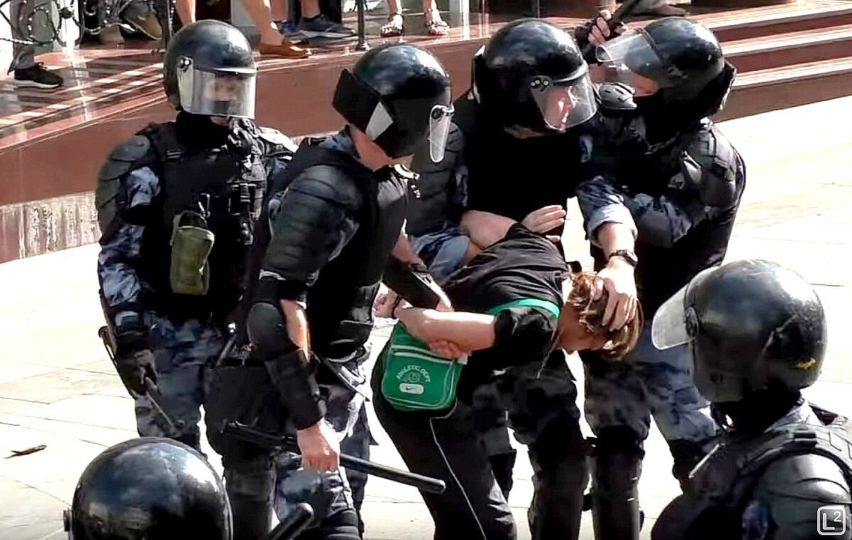 Кадры видео с Ютуба 