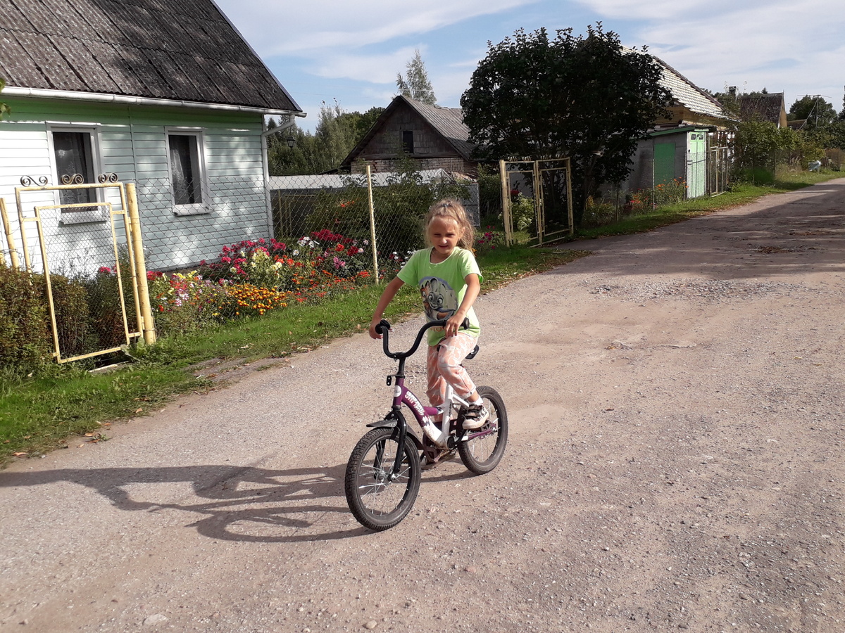 Несомненным плюсом является то, что бОльшую часть времени мы проводим не свежем воздухе!