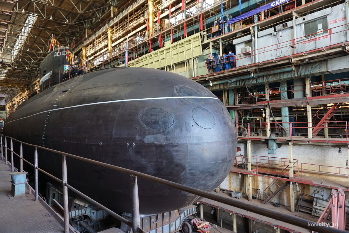 Дизель-электрическая подводная лодка проекта 636.3 («Варшавянка») "Петропавловск-Камчатский",