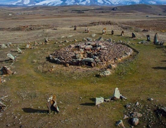 Зорац Карер, он же Караундж – чудо Армении