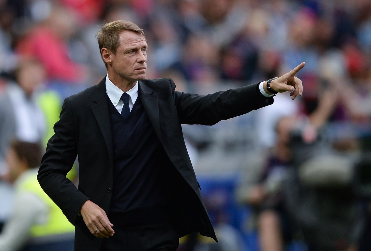 Олег Кононов